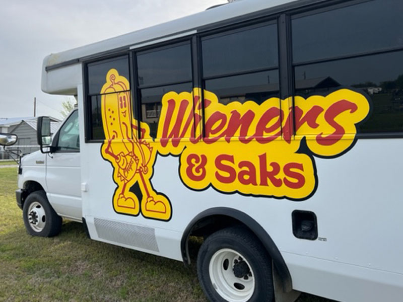 wieners and saks food truck